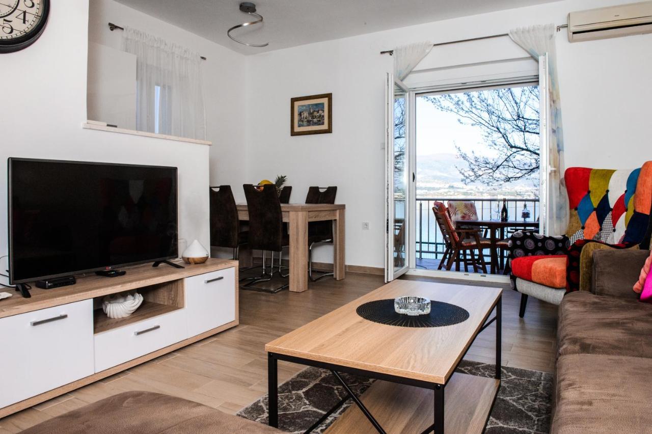 Mastrinka apartment Trogir Bagian luar foto